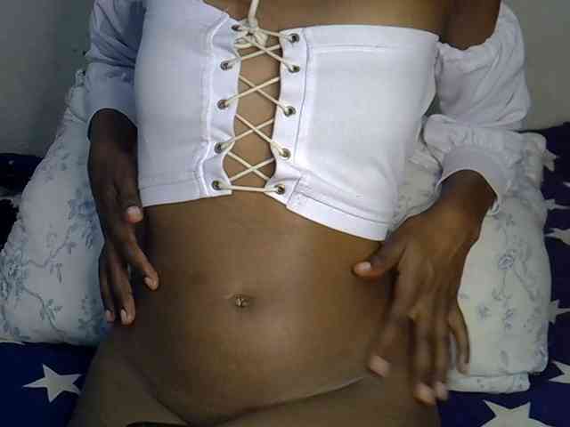SexyJoan254 webcam