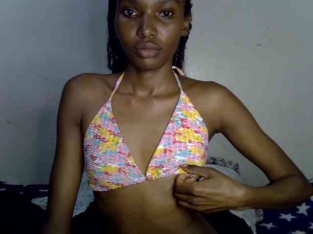 SexyJoan254 webcam