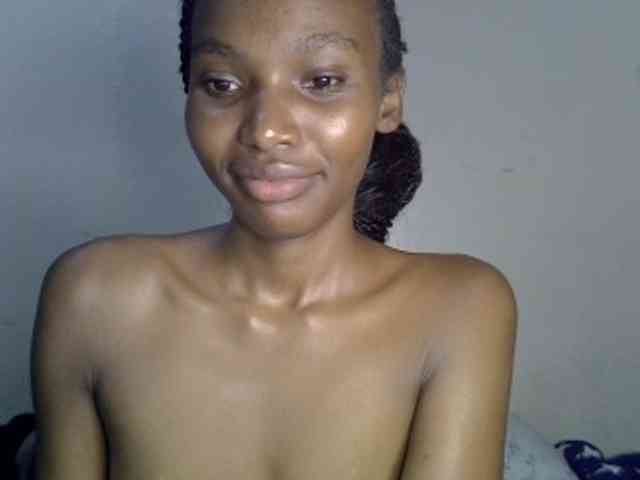 SexyJoan254 webcam