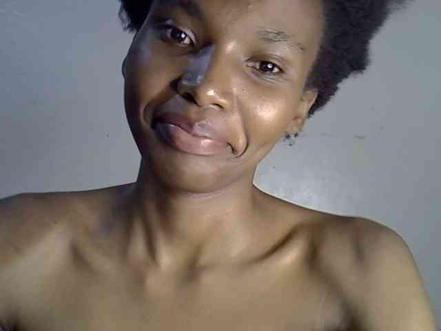 SexyJoan254 webcam