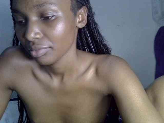 SexyJoan254 webcam