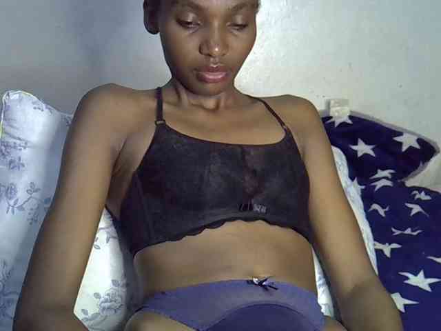 SexyJoan254 webcam