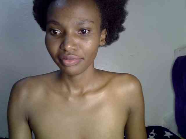 SexyJoan254 webcam