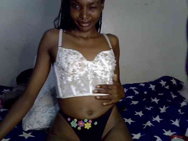 SexyJoan254 webcam