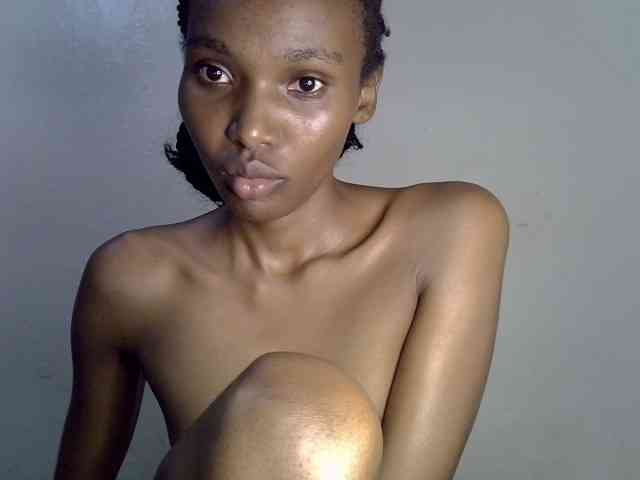 SexyJoan254 webcam