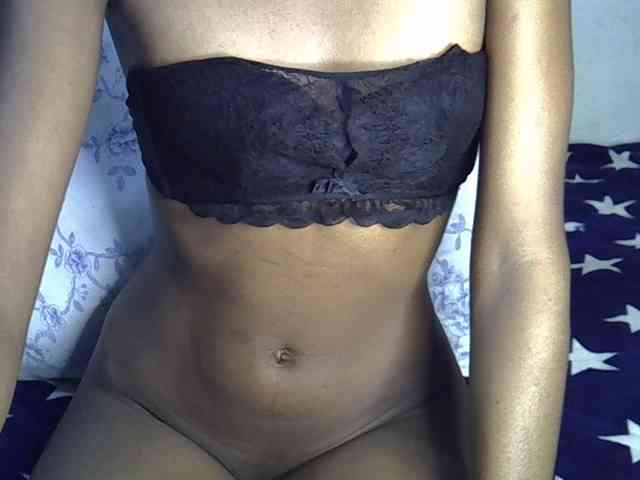 模特: SexyJoan254