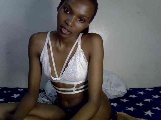 SexyJoan254 webcam