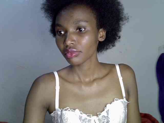 SexyJoan254 webcam