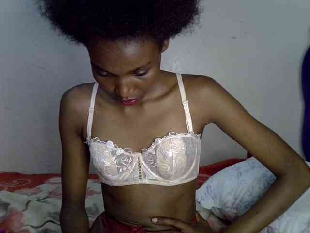 SexyJoan254 webcam