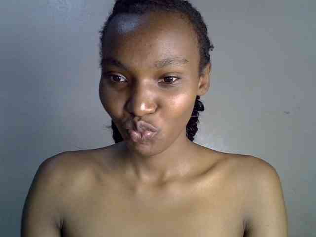 SexyJoan254 webcam