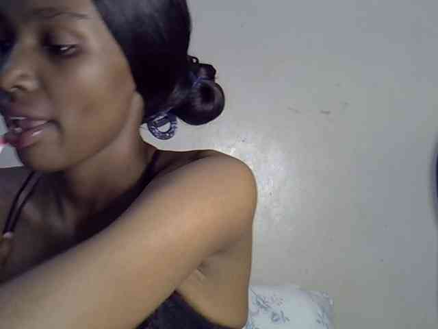 SexyJoan254 webcam