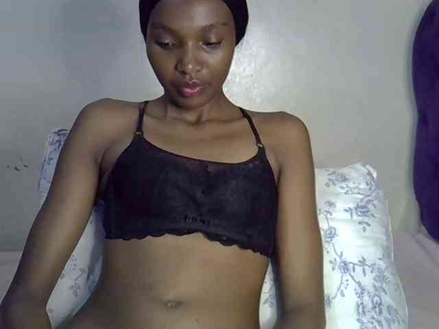 SexyJoan254 webcam