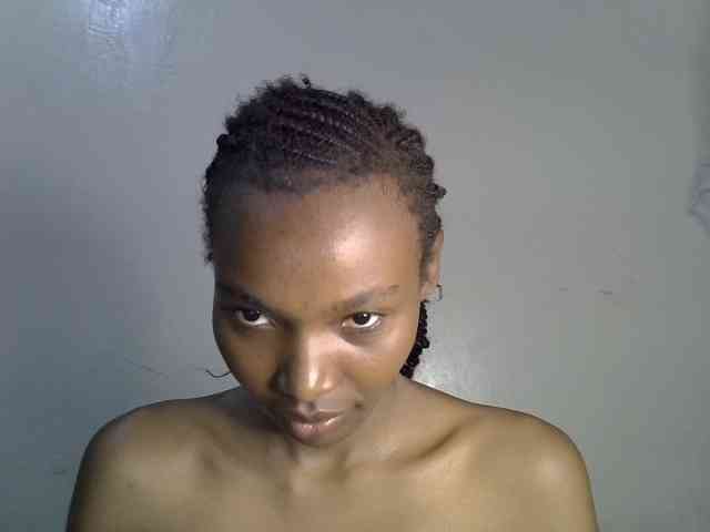 SexyJoan254 webcam