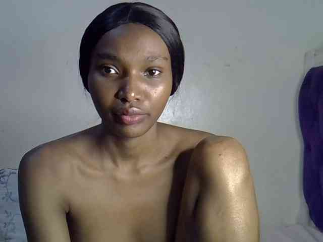 SexyJoan254 webcam