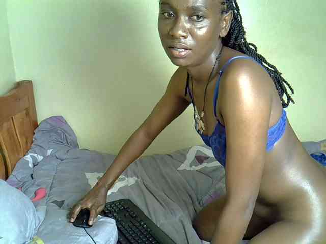 Pearl-petite webcam