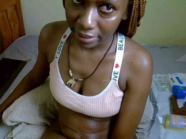 Pearl-petite webcam
