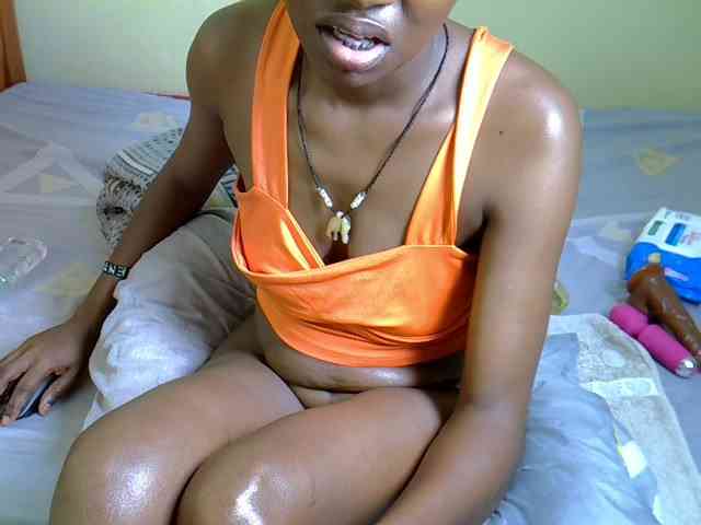 Model: Pearl-petite