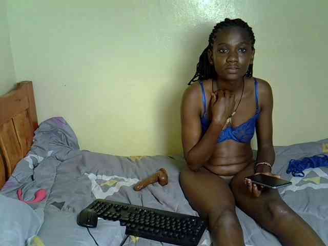 Pearl-petite webcam