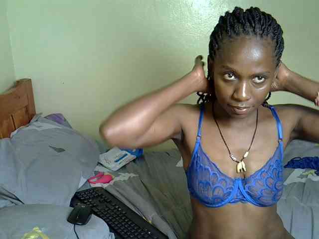Pearl-petite webcam