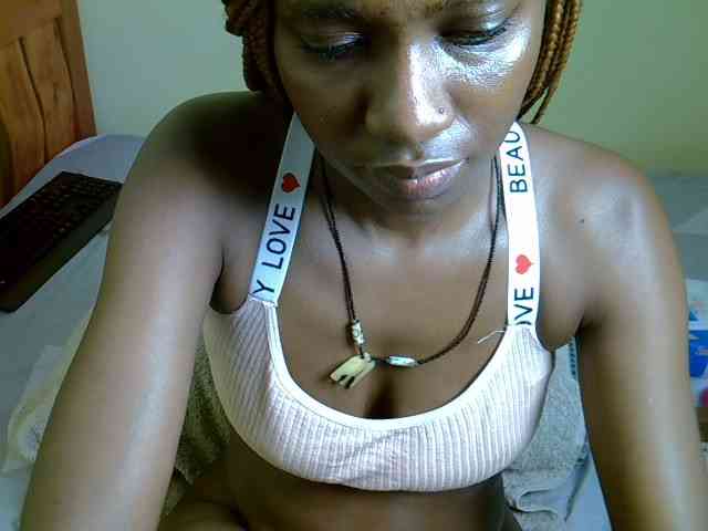 Pearl-petite webcam