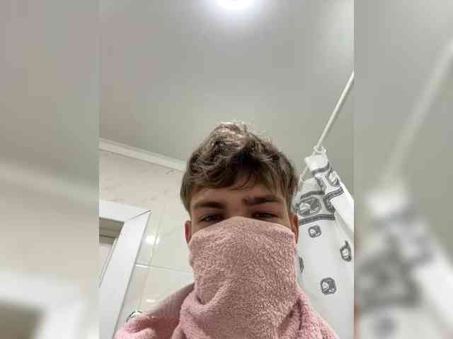 kukushonochek1 Live Webcam on BongaCams
