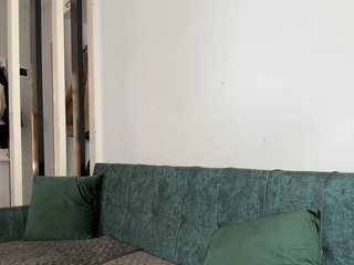 Milka_Crystal Porn Show