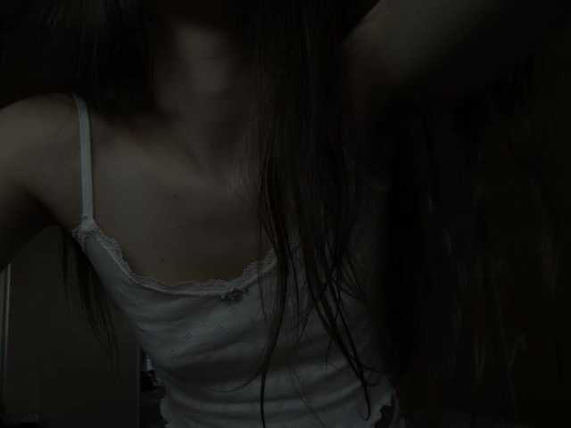 MilkaCrystall01 live cam on BongaCams