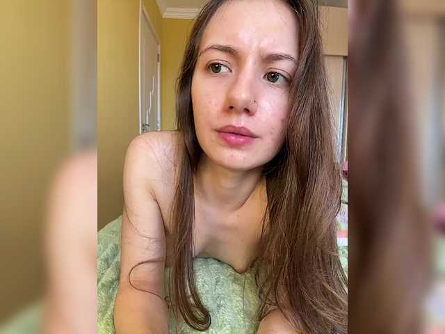 milkacrystall01 live sex show