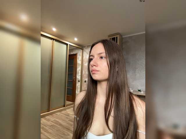 MilkaCrystall01 live cam on BongaCams