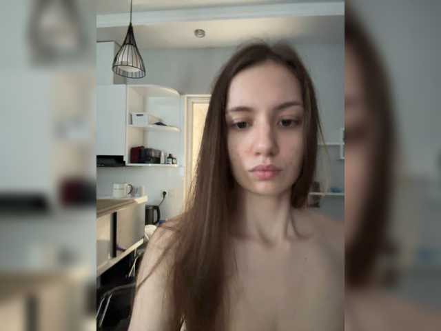 MilkaCrystall01 live cam on BongaCams