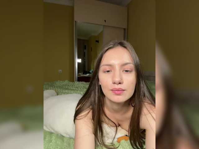 MilkaCrystall01 live cam on BongaCams