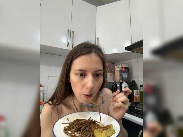 MilkaCrystall01 live cam on BongaCams