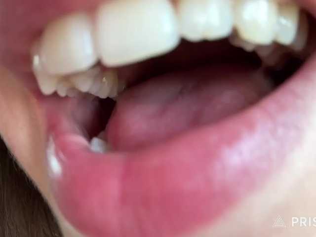 MilkaCrystall01 live cam on BongaCams