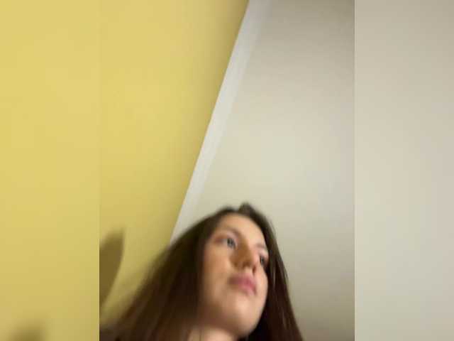 MilkaCrystall01 live cam on BongaCams