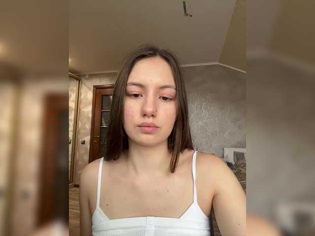 MilkaCrystall01 live cam on BongaCams