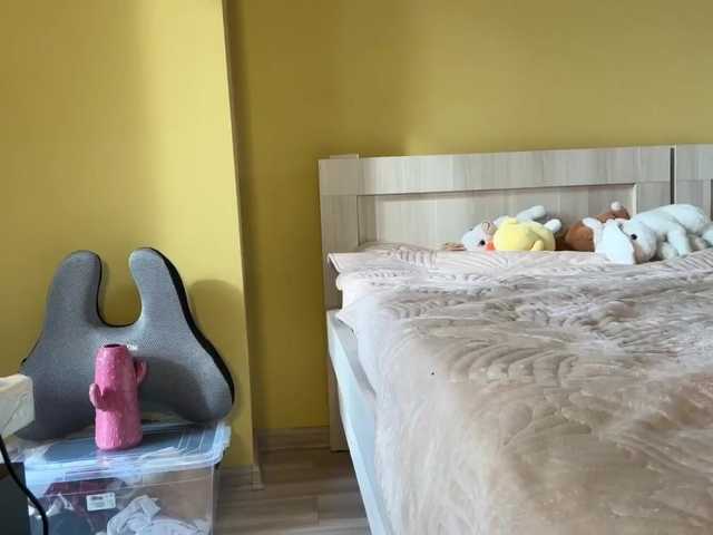 MilkaCrystall01 live cam on BongaCams