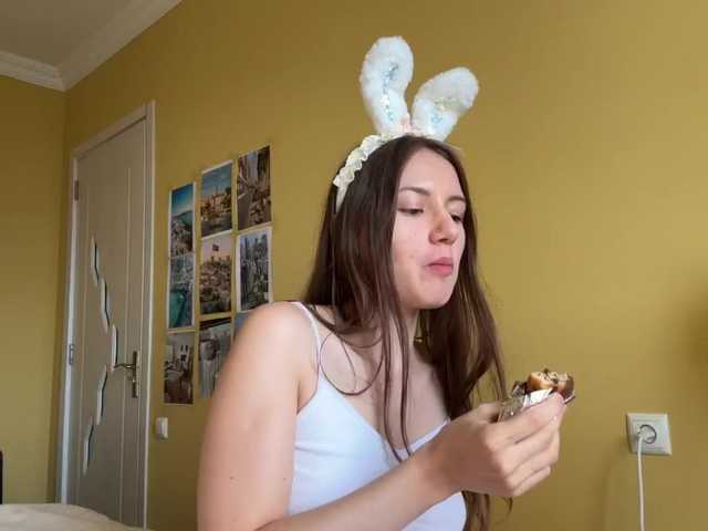 MilkaCrystall01 live cam on BongaCams