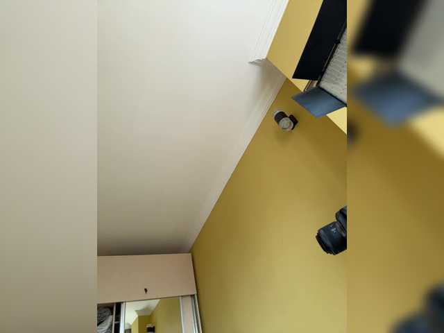 MilkaCrystall01 live cam on BongaCams