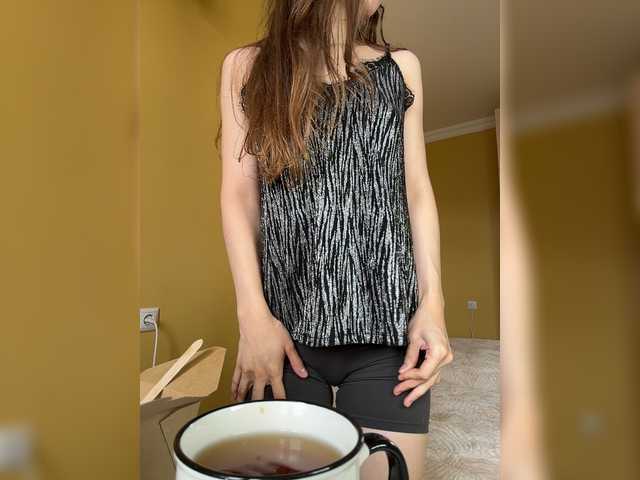 MilkaCrystall01 live cam on BongaCams