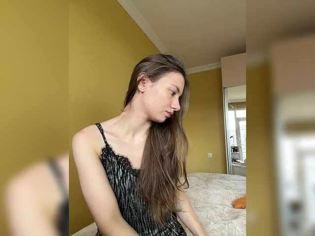 MilkaCrystall01 live cam on BongaCams