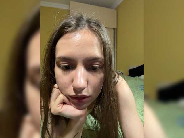 MilkaCrystall01 live cam on BongaCams