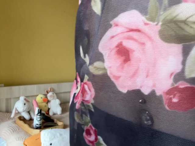 MilkaCrystall01 live cam on BongaCams
