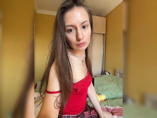 MilkaCrystall01 live cam on BongaCams