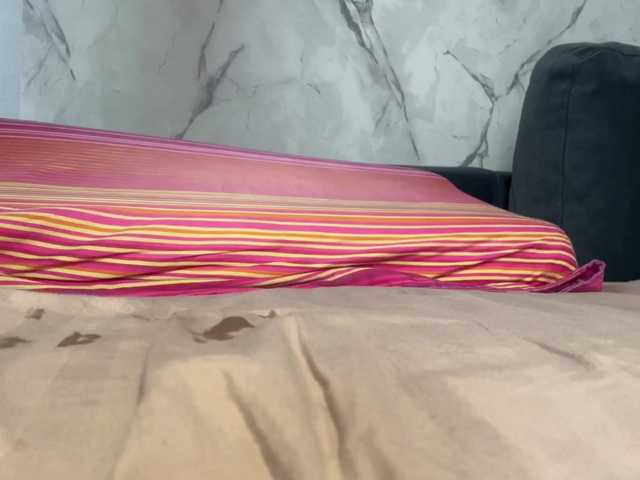 MilkaCrystall01 live cam on BongaCams