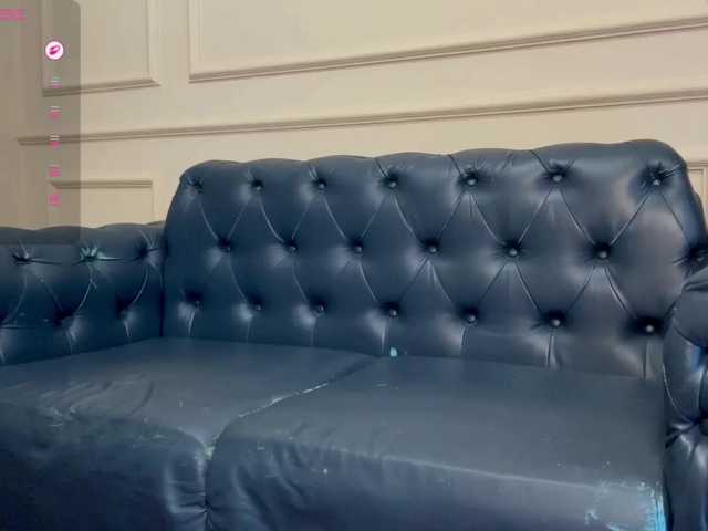 Milka_Crystal — live female cam
