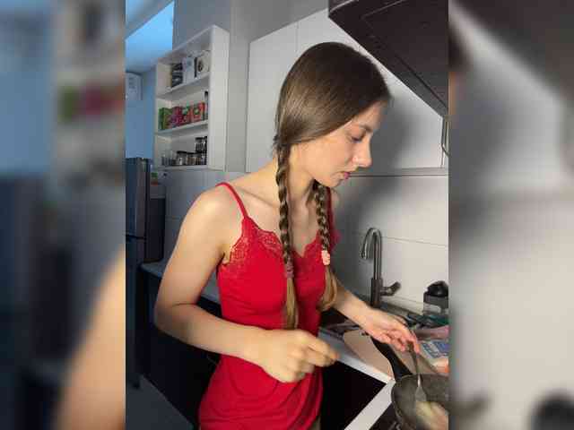 Milka_Crystal webcam