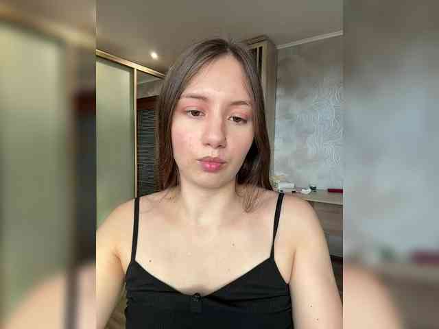 Milka_Crystal webcam