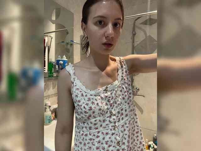 Milka_Crystal webcam
