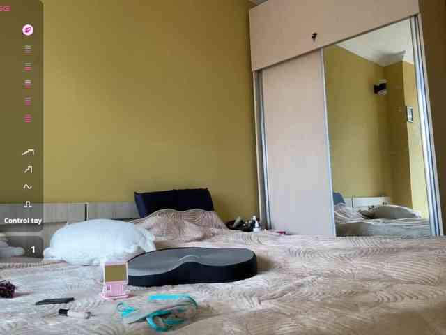 Milka_Crystal webcam