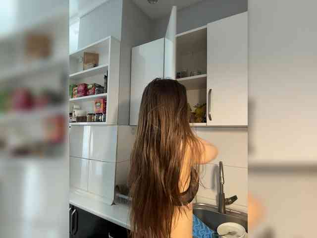 Milka_Crystal webcam
